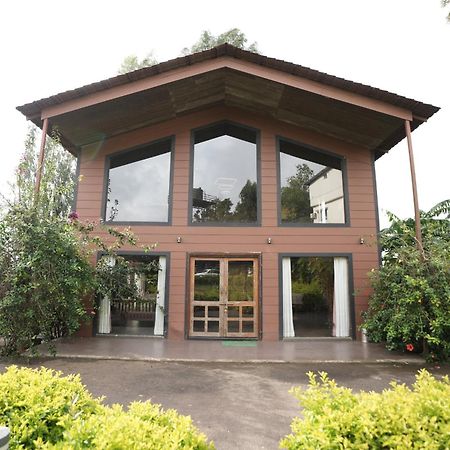 Lotus Farms Resort, Mahableshwar Mahabaleshwar Exterior photo